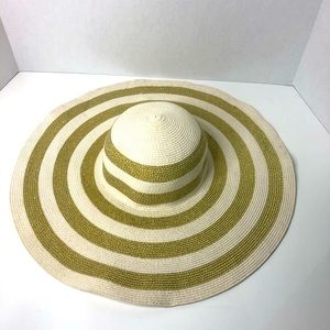 Floppy Beach Hat